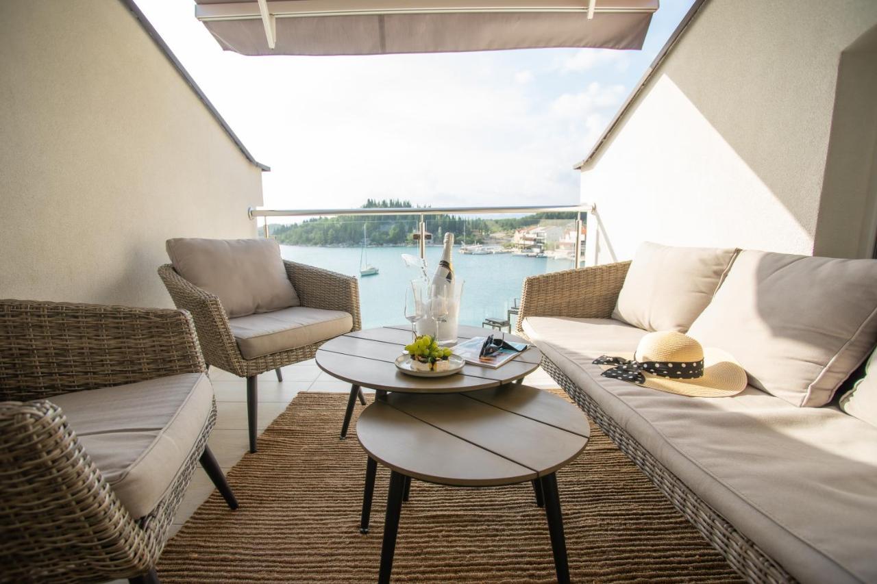 Apartment Antun - Adriatic Coast Retreat Blace Exteriör bild