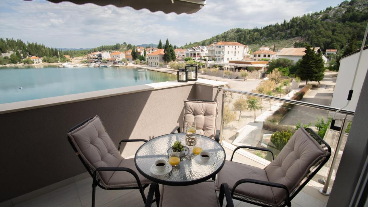 Apartment Antun - Adriatic Coast Retreat Blace Exteriör bild