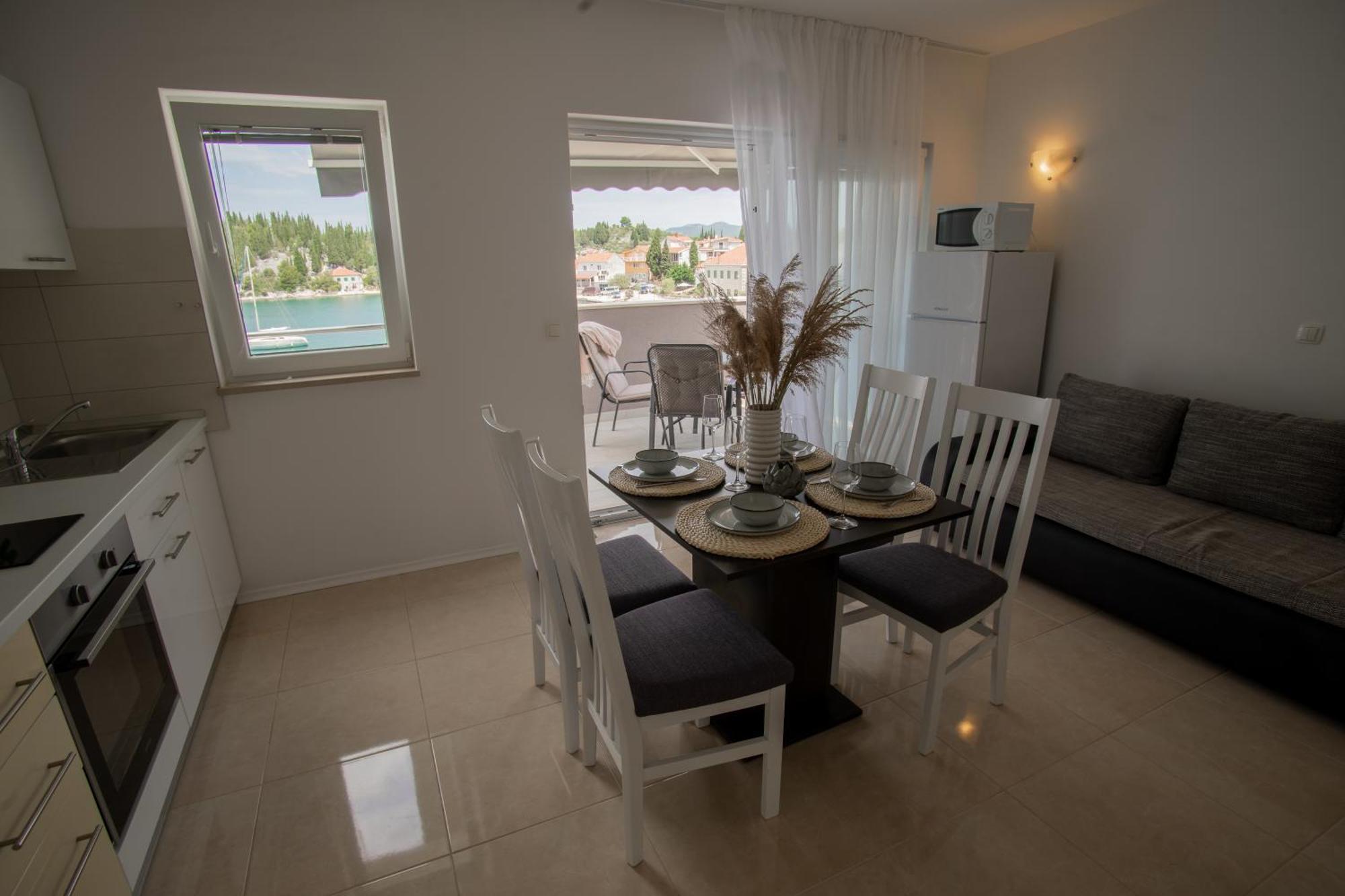 Apartment Antun - Adriatic Coast Retreat Blace Rum bild