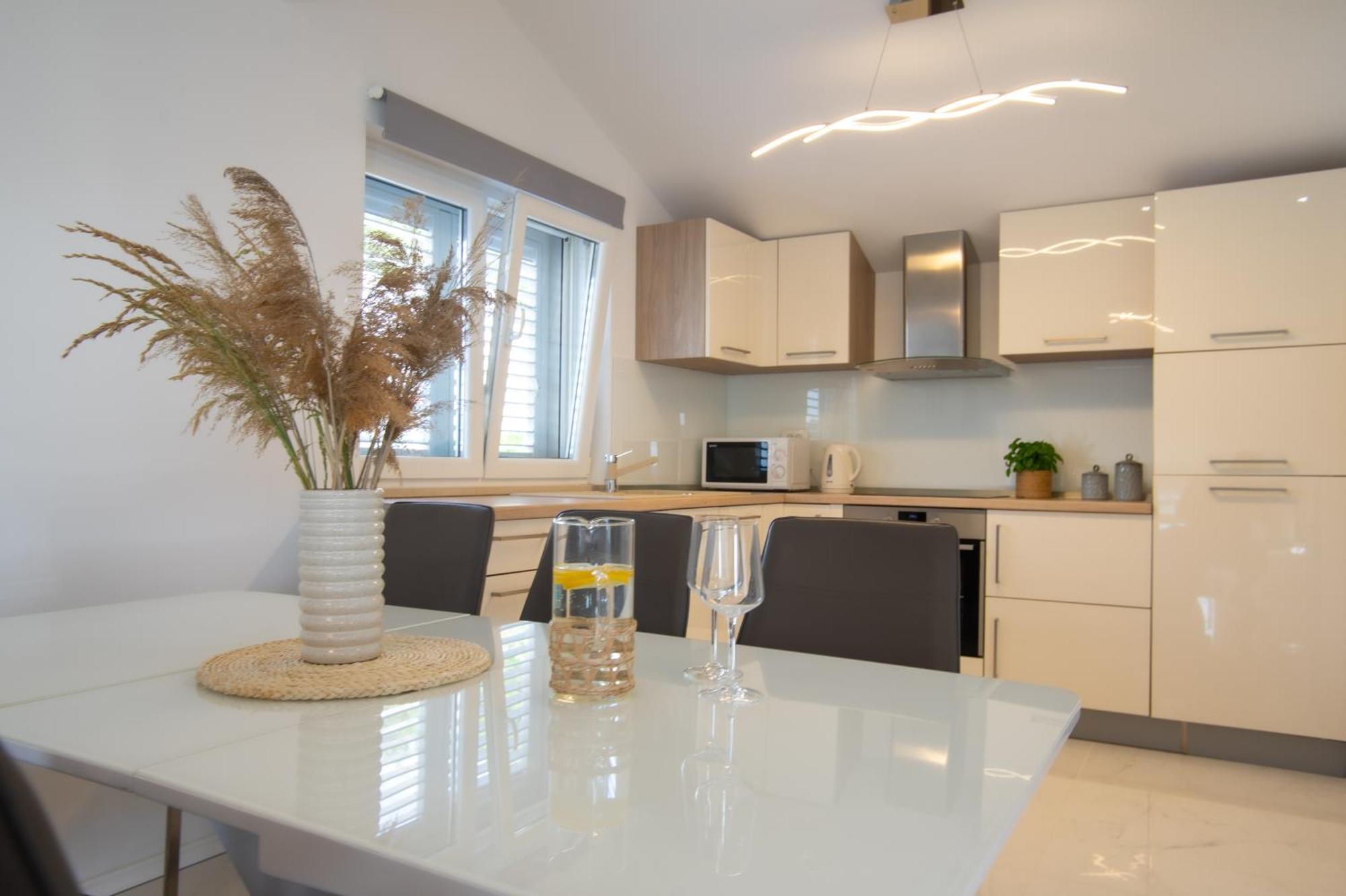 Apartment Antun - Adriatic Coast Retreat Blace Rum bild